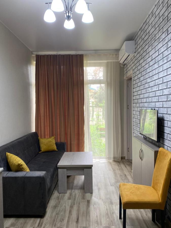 Lovely And Cozy Apartament In Tbilisi Bagian luar foto